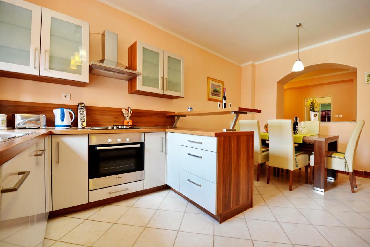 Apartment Martina Zadar Exteriör bild